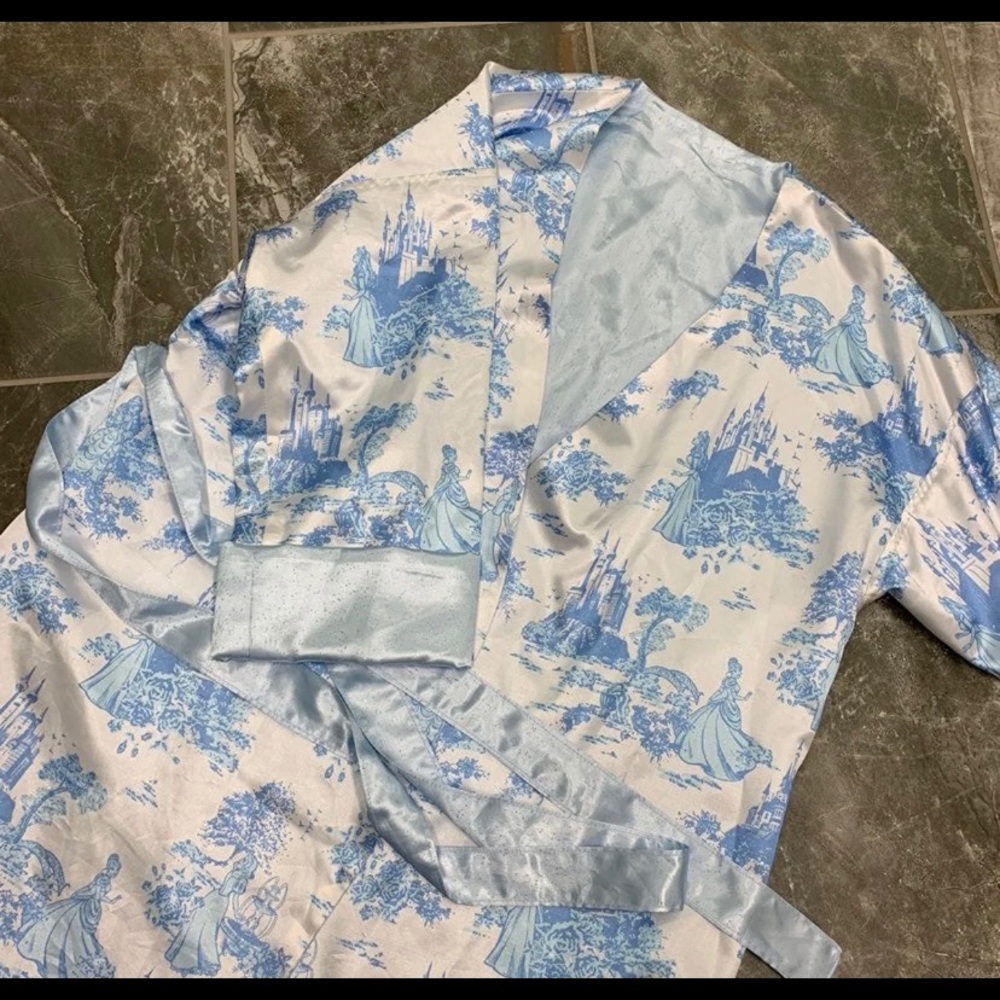 Disney Princess Satin Wedding Robe - Picture 2 of 5